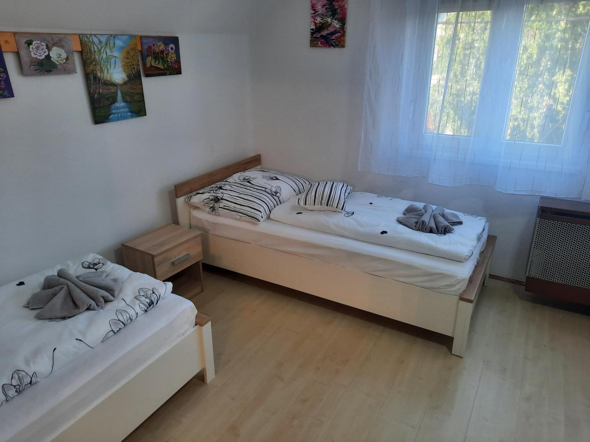 HajdúszoboszlóGaleria Vendeghaz公寓 外观 照片