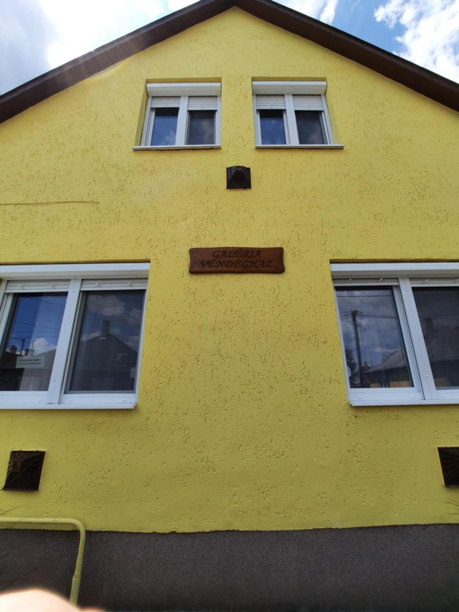 HajdúszoboszlóGaleria Vendeghaz公寓 外观 照片